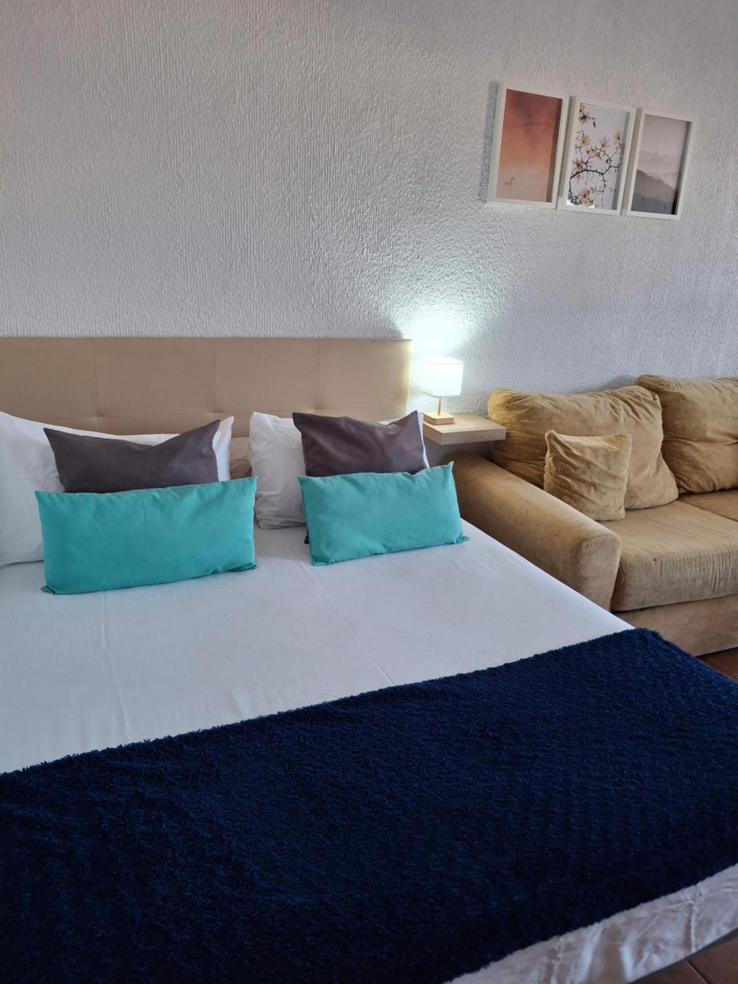 Apartamento Sonia Torremolinos Luaran gambar