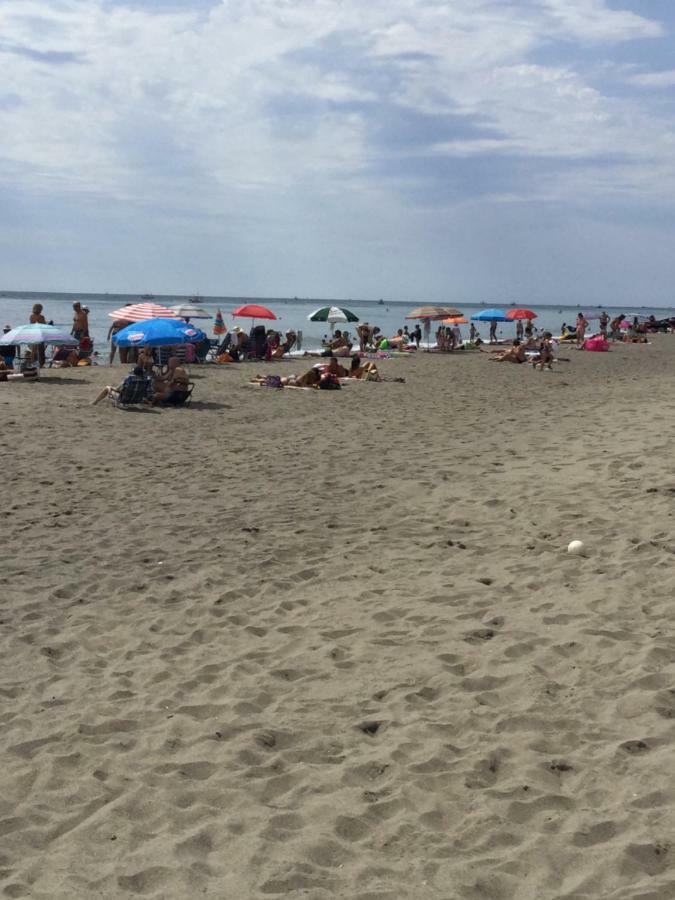 Apartamento Sonia Torremolinos Luaran gambar