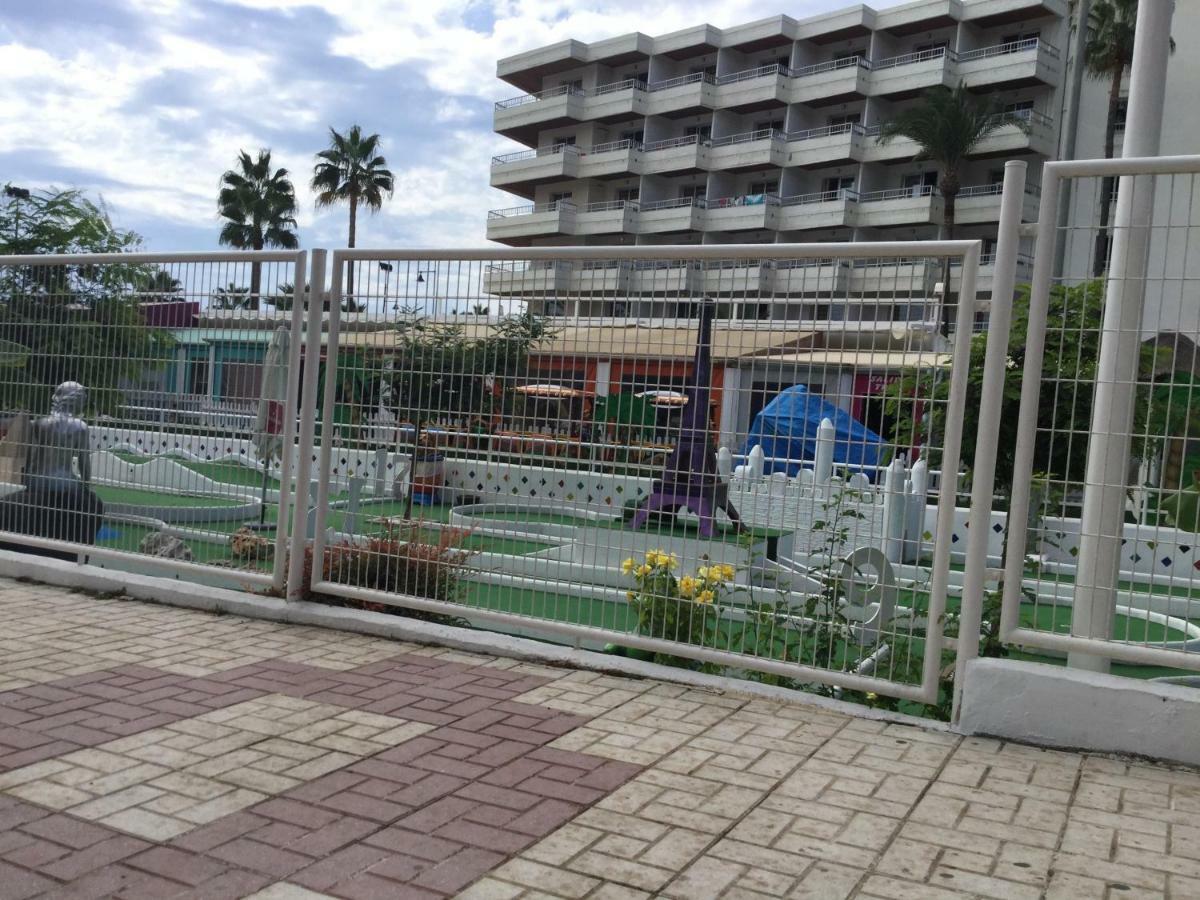 Apartamento Sonia Torremolinos Luaran gambar